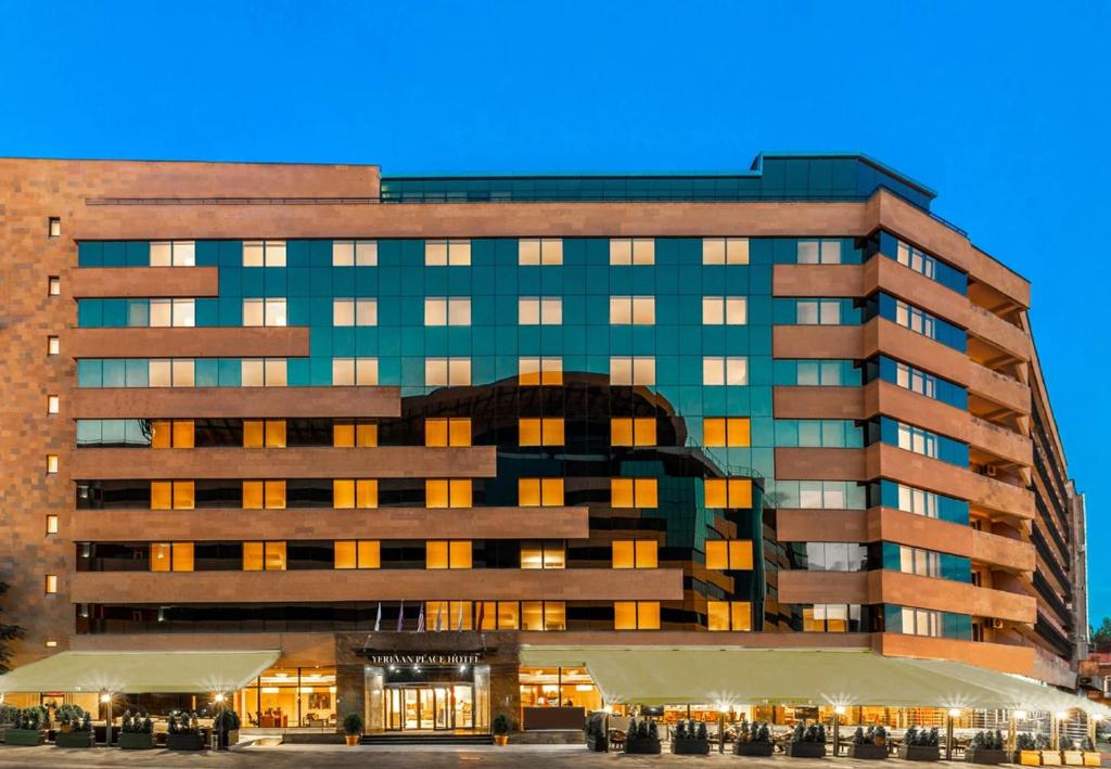 هتل ایروان پالاس ارمنستان