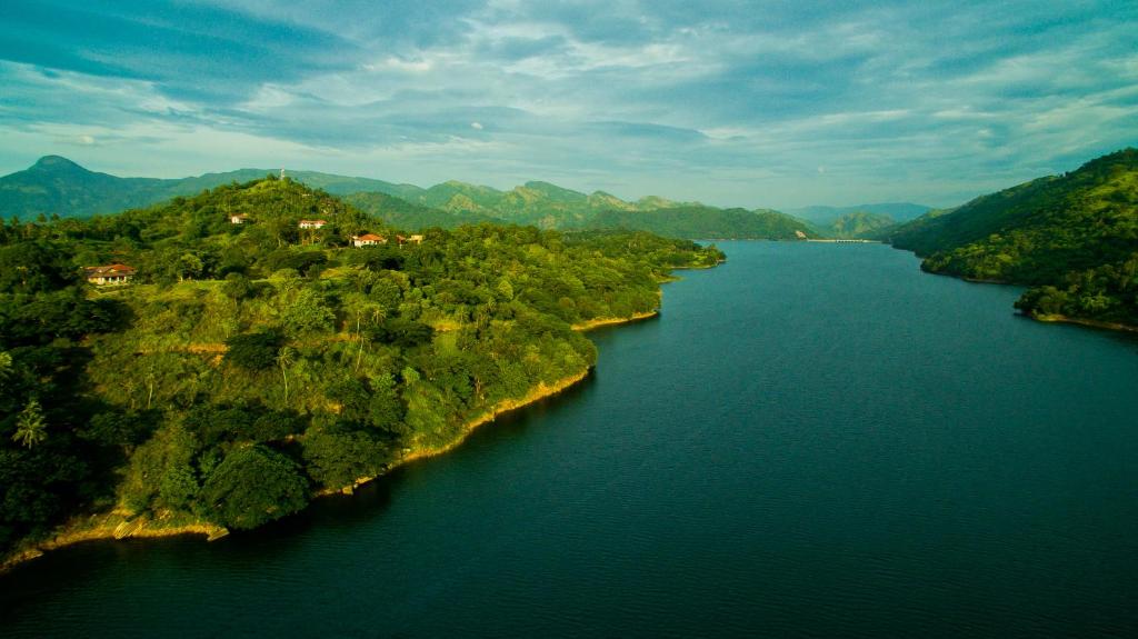 هتل ویکتوریا گلف ریزورت کندی