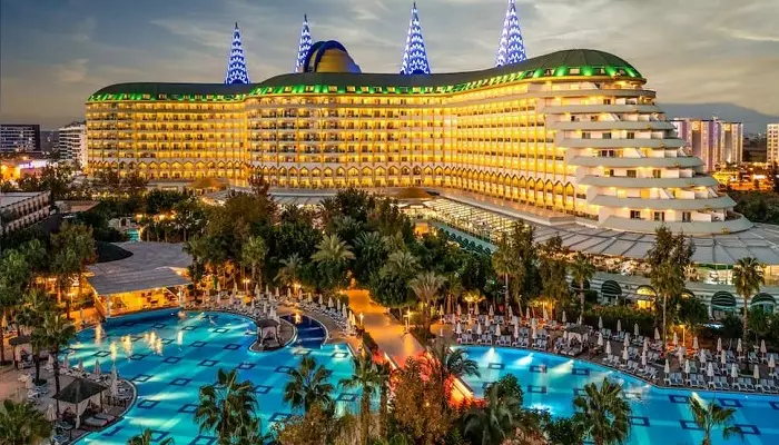 هتل دلفین ایمپریال آنتالیا